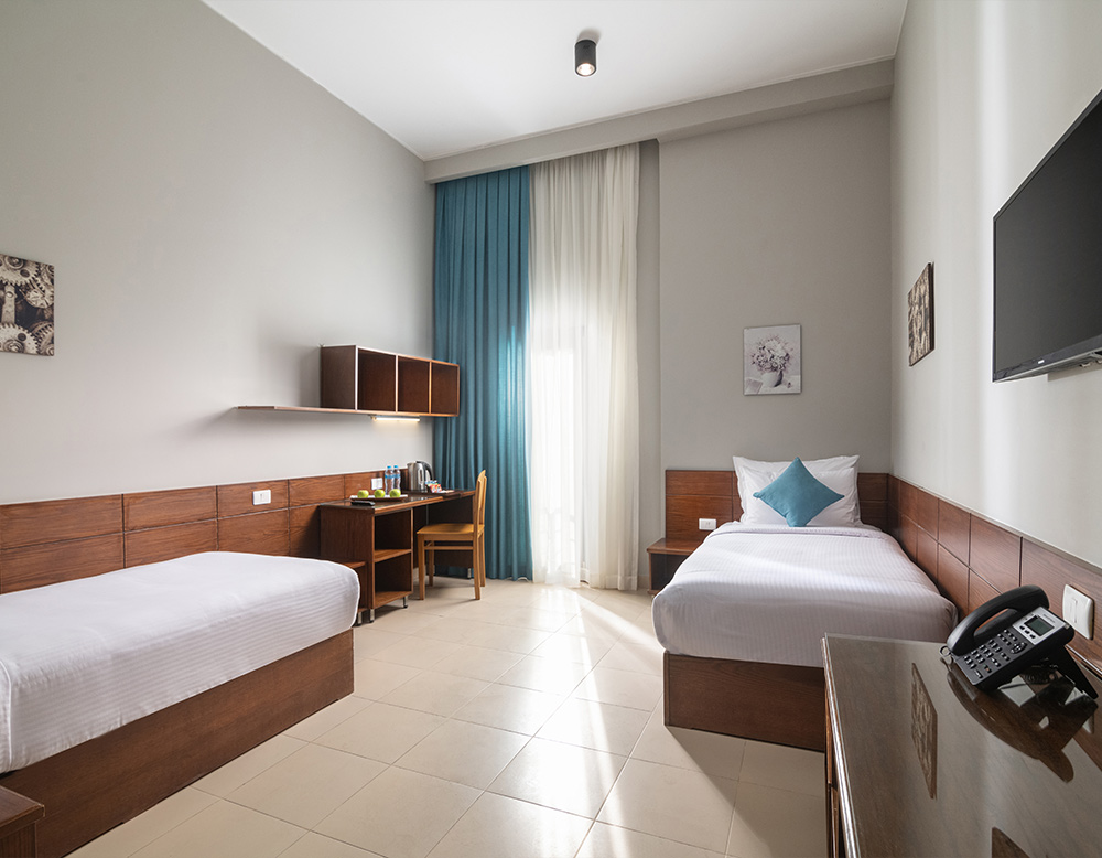 E2 Lodge Hotel Gallery